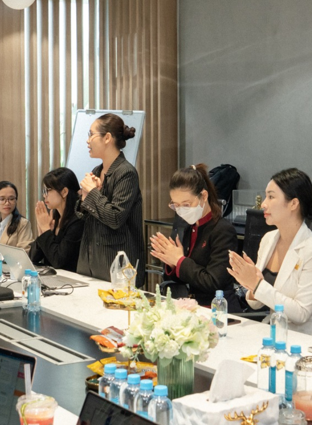 Shynh Group nâng cao năng lực chuyên môn qua đào tạo chuyên sâu về công nghệ InBody 770